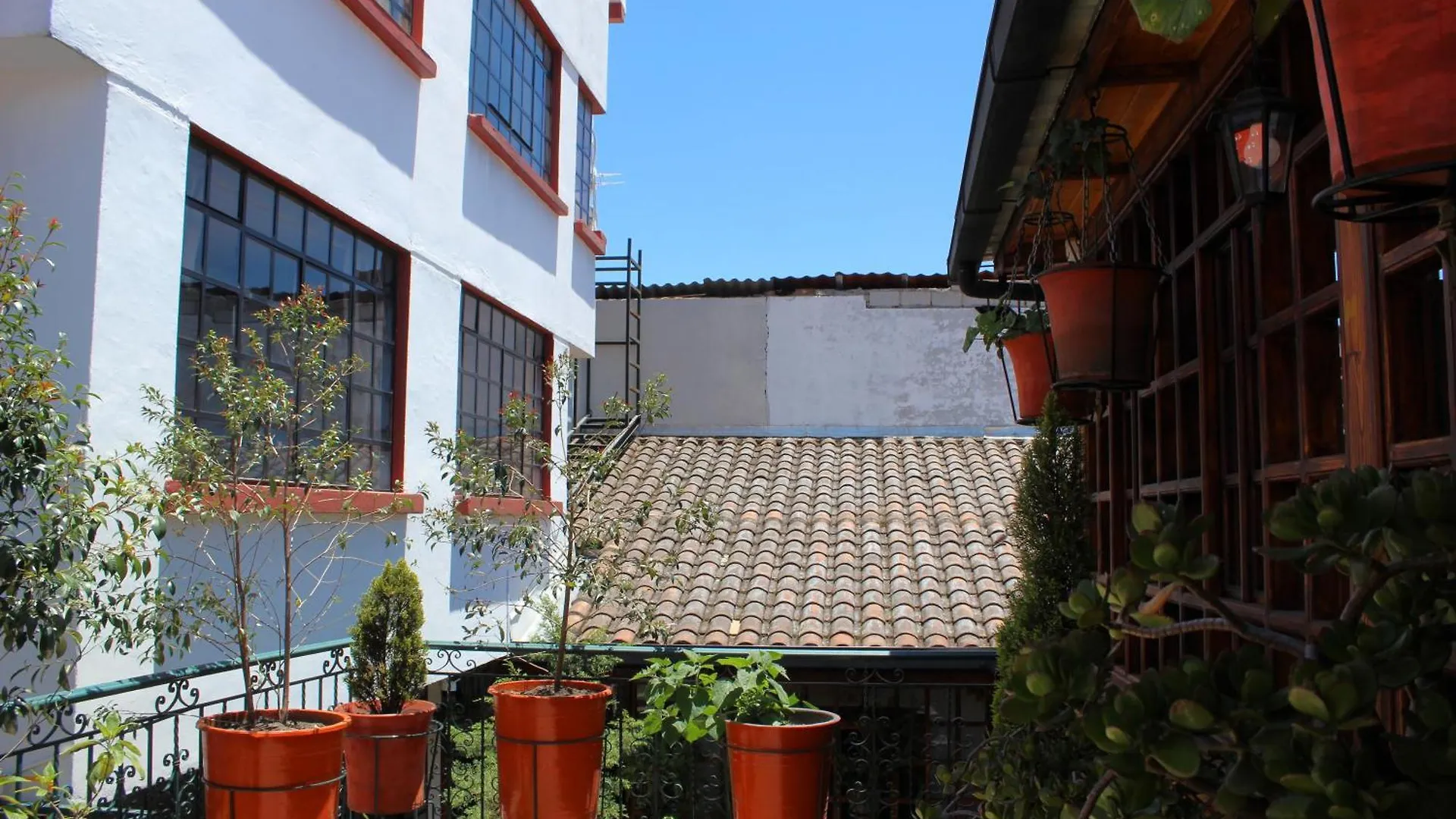 Apart Hotel Loma Chica Quito Aparthotel