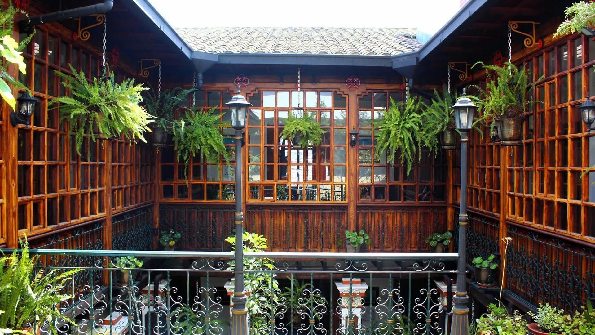 Apart Hotel Loma Chica Quito